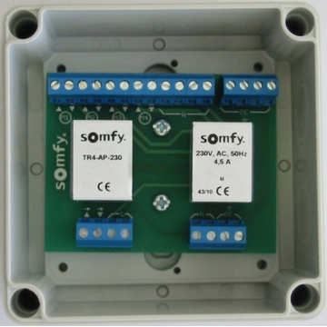Somfy Relaybox TR4-230V AC, natynkowy
